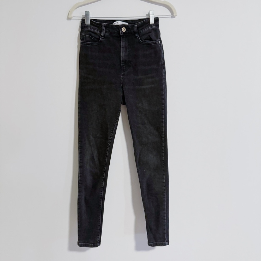 Zara - Black High Waisted Skinny Jeans